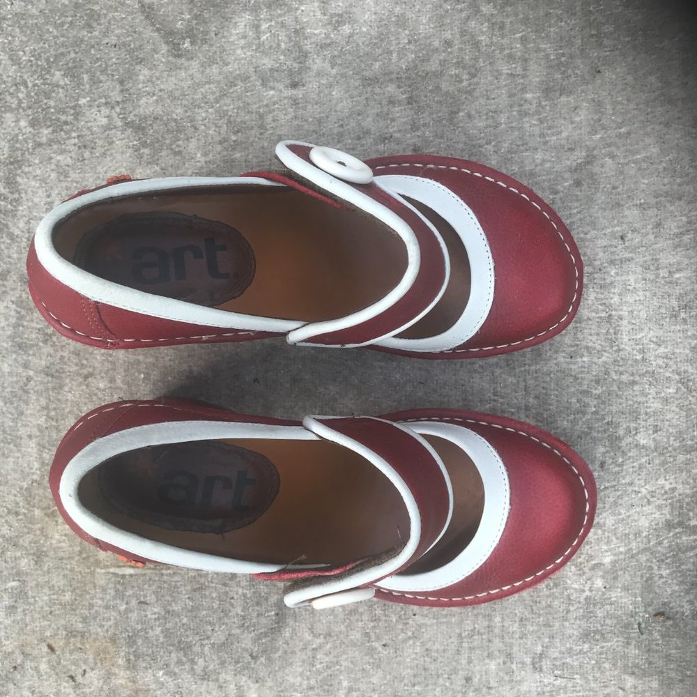 Art Company - Mary Jane Pumps